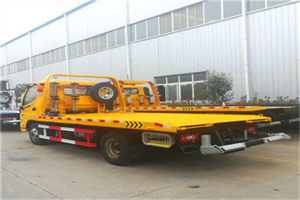 景县附近拖车救援搭电